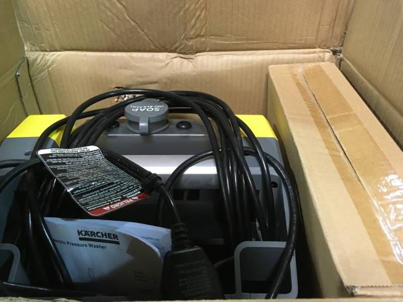 Karcher 1700 PSI 1.2 GPM Pressure Washer USED in good working condition