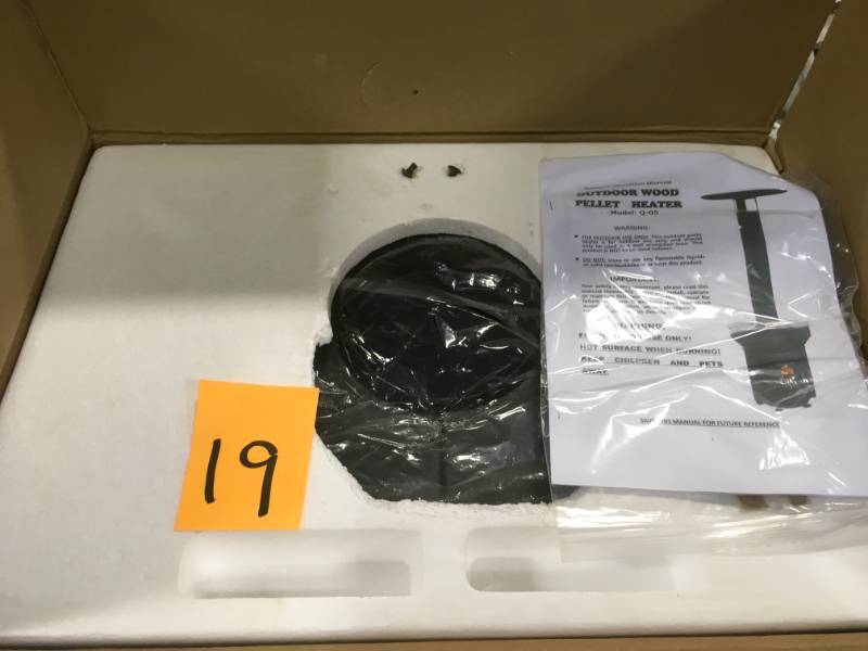Q-STOVES Q-Flame 79 in. 72,000 BTU Wood Pellet Outdoor Heater open box not used