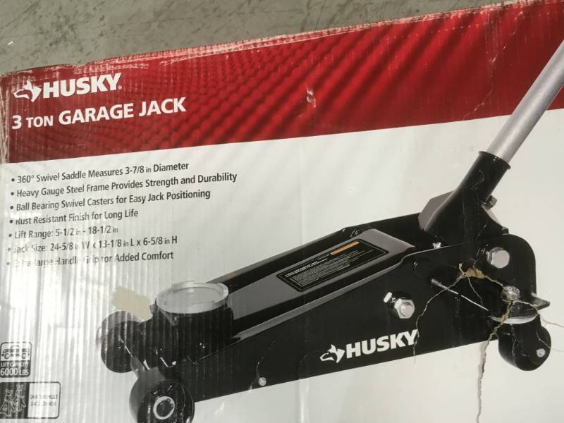 Husky 3-Ton Garage Jack open box not used