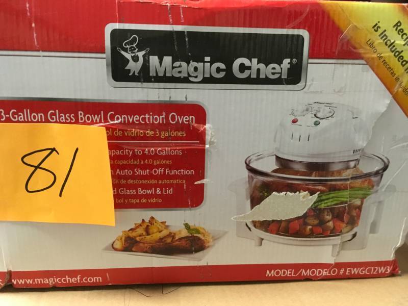 Magic Chef Convection Countertop Oven in good working condition