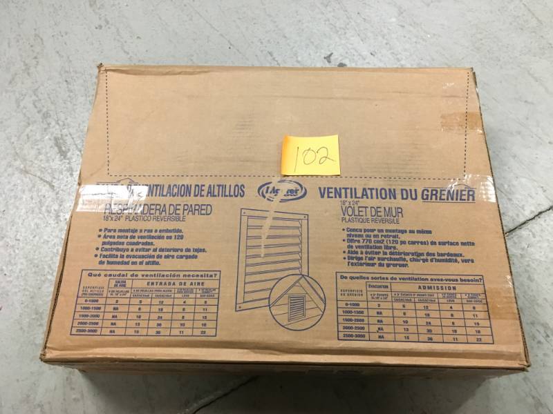 Ply Gem 18 in. x 24 in. White Rectangular Gable Vent open box not used
