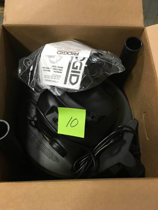 lot 10 image: RIDGID 9 Gal. 4.25-Peak HP Wet Dry Vac with Wet Filter and Dust Bags (2-Pack) not used