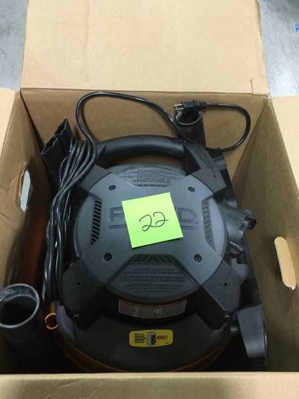 lot 22 image: RIDGID 16 gal. 6.5-Peak HP Wet Dry Vac with Detachable Blower and 2 Bonus Filter Bags USED in good condition