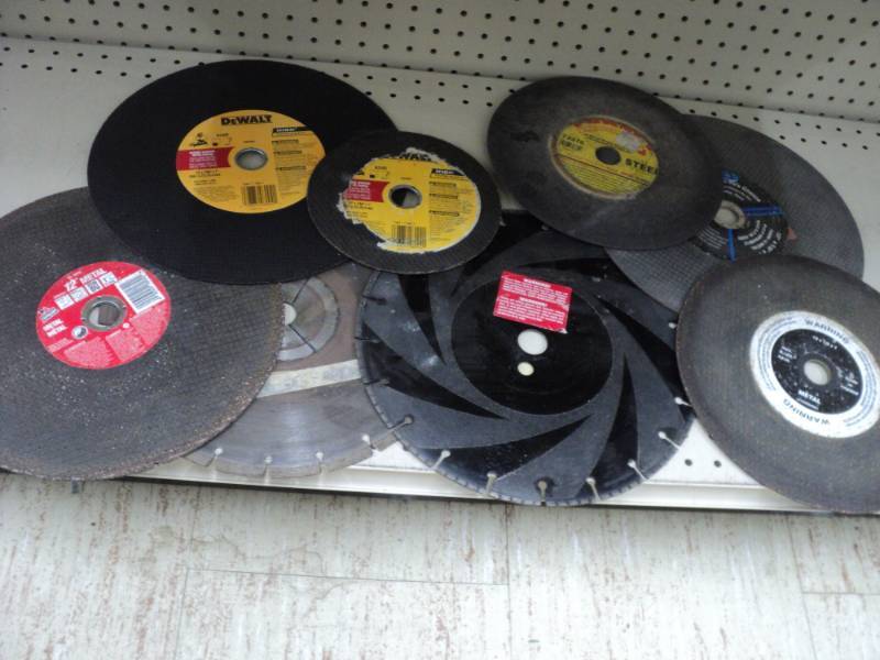 Metal Discs varies in sizes...