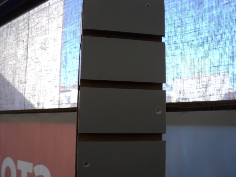 Slat wall display tower