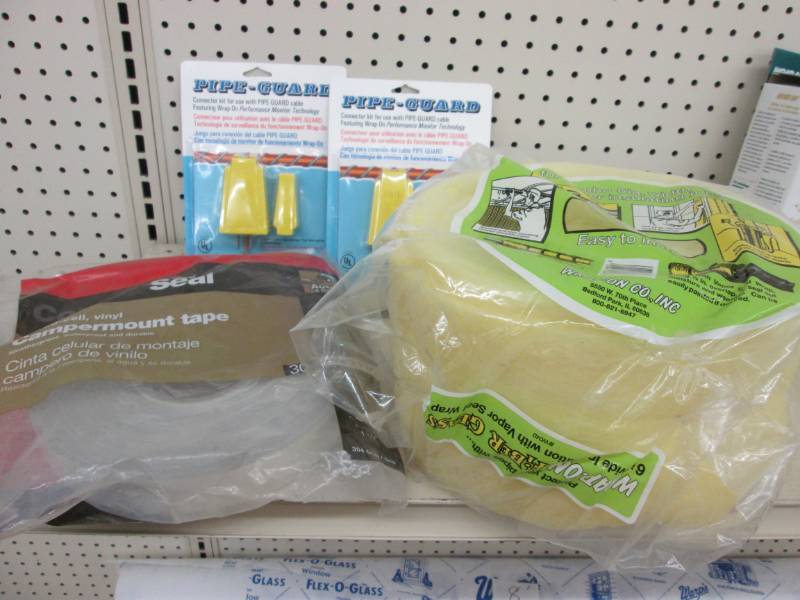 2 Pipe guard connector kits, insula...