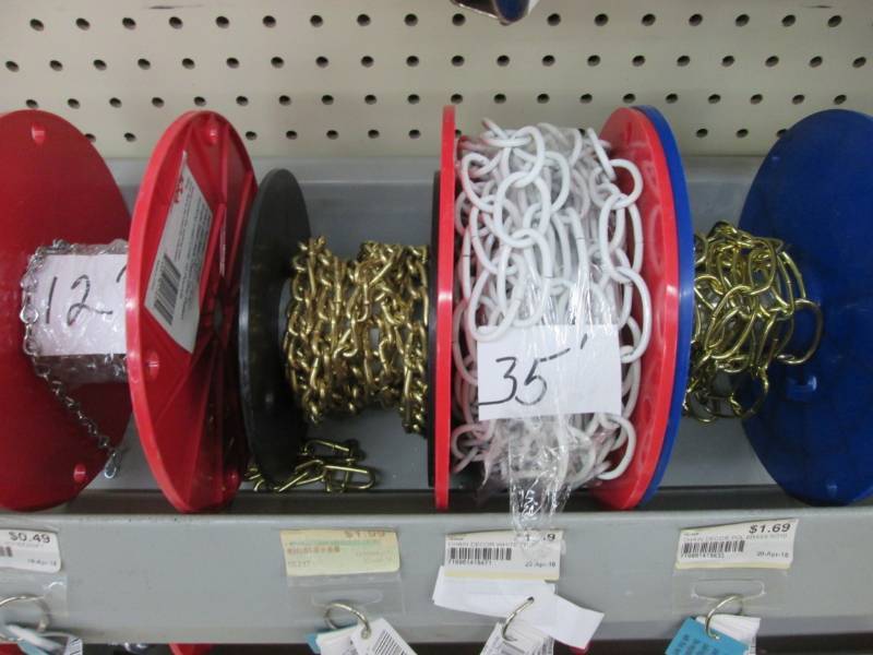 4 rolls of assorted chain...