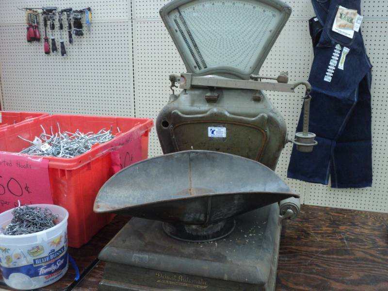 Vintage Detroit automatic scale...