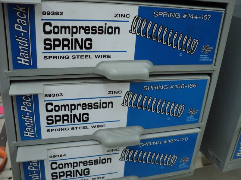 Compression Springs   Display incl...