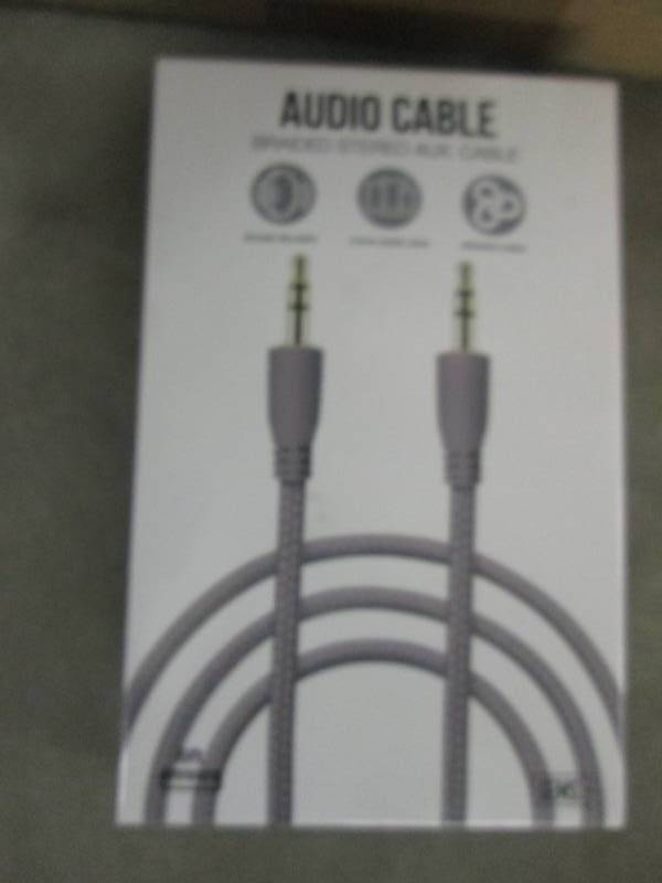 Box of 12 - Braided Stereo Aux. Cab...
