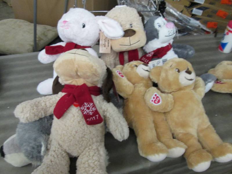 Lot of 7 Assorted Plush...