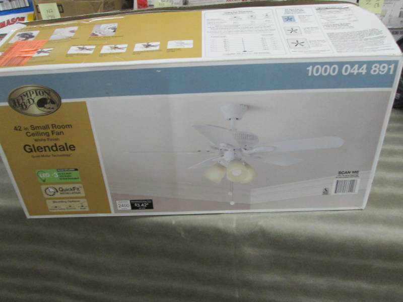 Hampton Bay Glendale 42 in. LED Ind...