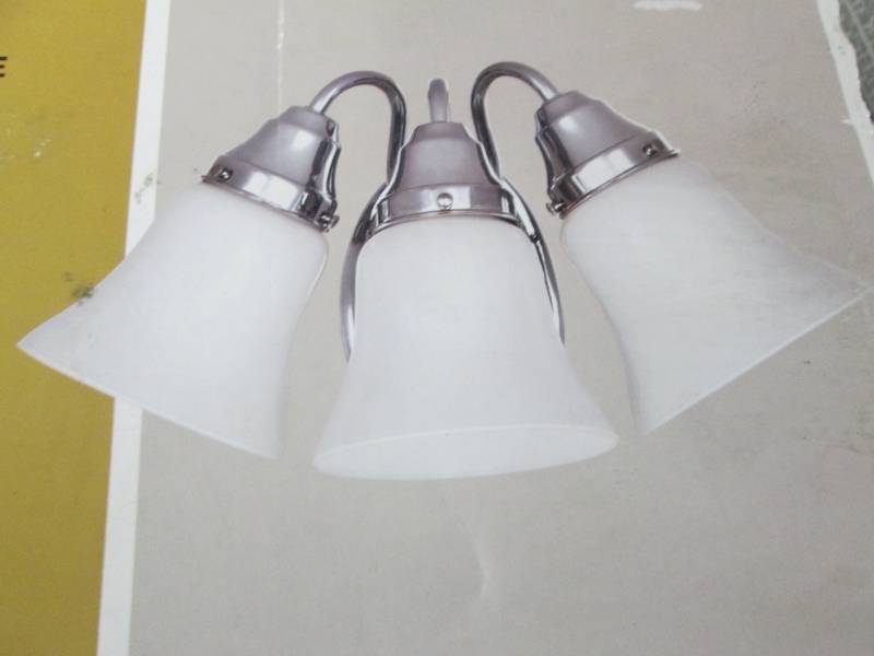 Hampton Bay 3-Light Chrome Bath Lig...
