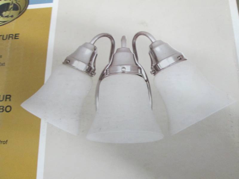 Hampton Bay 3-Light Chrome Bath Lig...