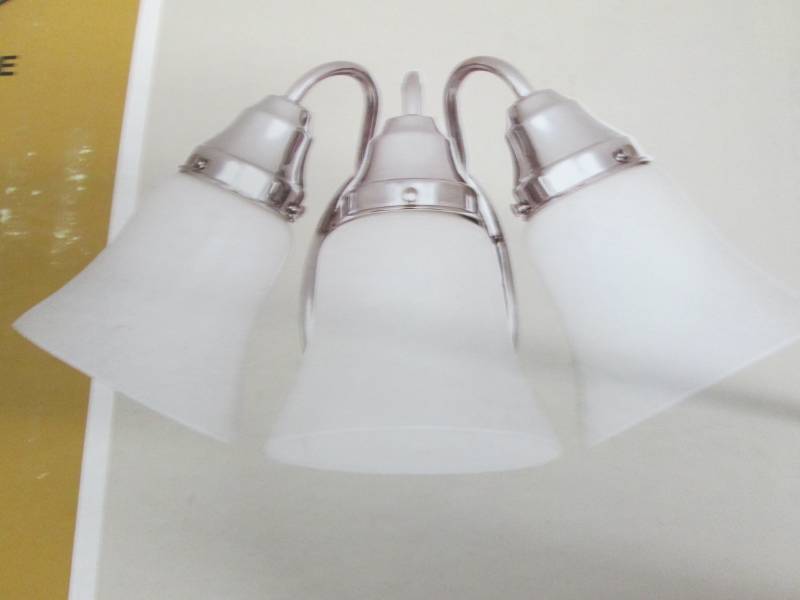Hampton Bay 3-Light Chrome Bath Lig...