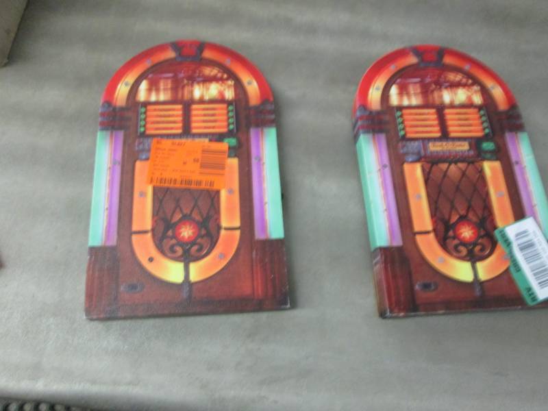 Lot of 2 Mr.Christmas 12 inch Rock ...