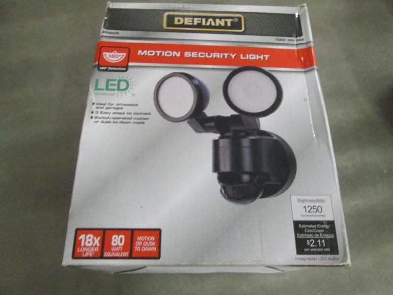Defiant 180 Degree Black Motion Act...
