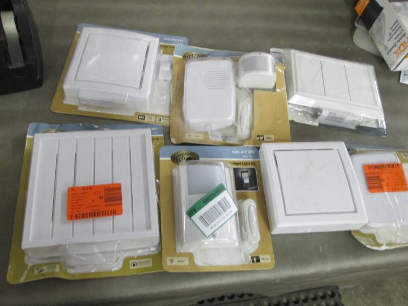 Lot of Open Box Door Bells- see ima...