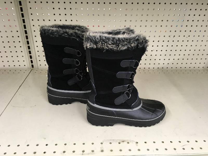 lot 260 image: Khombu Ladies Boot, Retail $39.99