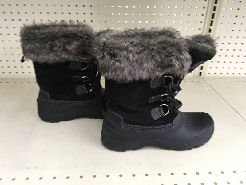 lot 268 image: Khombu Ladies All Weather Boots, Retail $24.99