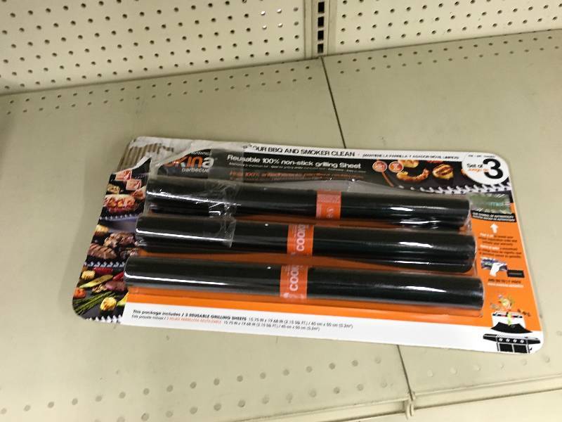 lot 286 image: Cookina 3Pk Cooking Mat, Retail $14.99