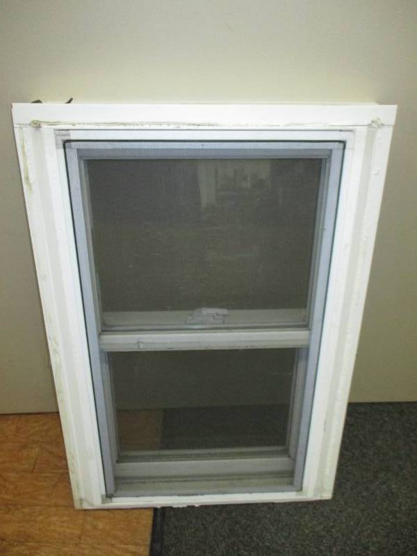lot 29 image: Window