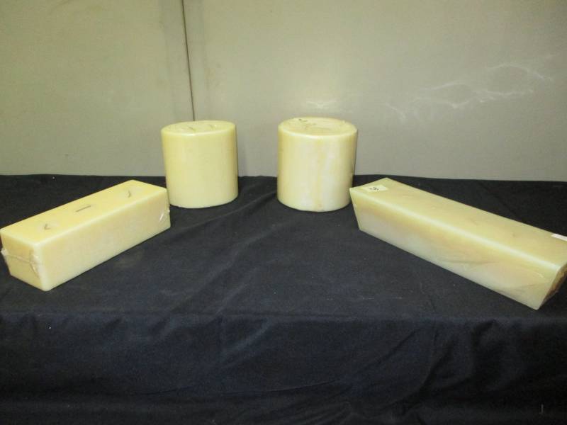 lot 53 image: Unopened big candles