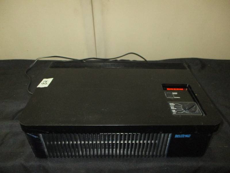 lot 56 image: Air Purifier