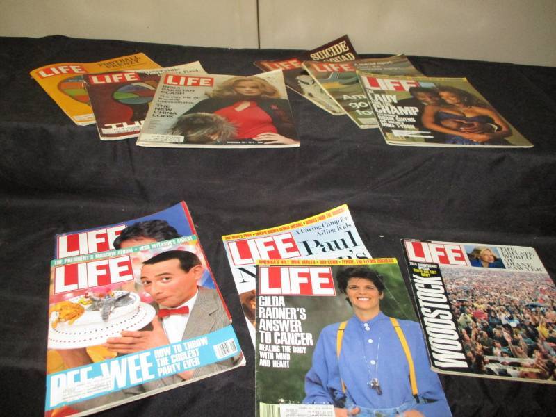 lot 99 image: 70s and 80s LIFE Magazines
