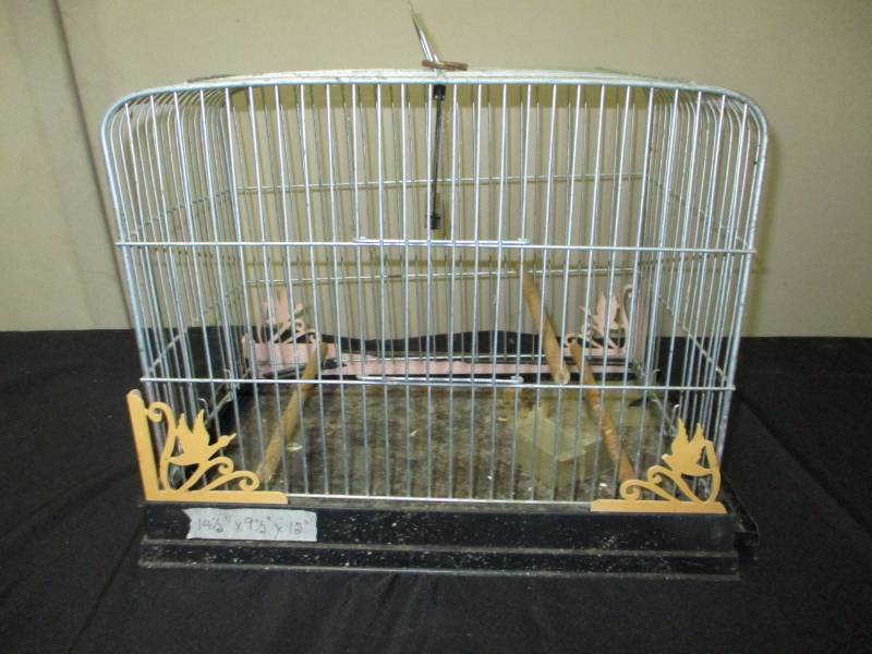 lot 180 image: Birdcage 14 12 x 9 12 x 12