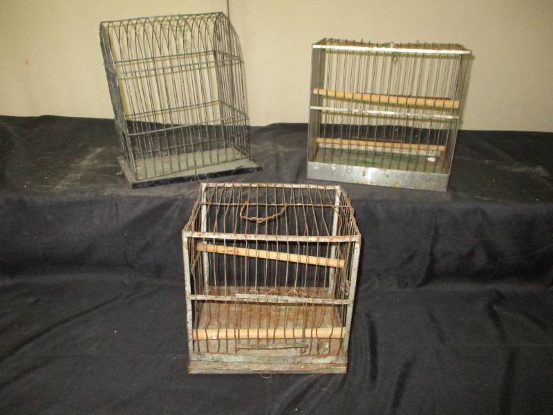 lot 192 image: 3- Birdcages