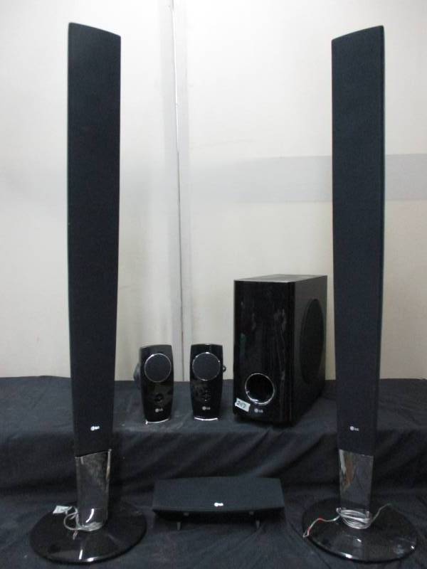 lot 199 image: Surround Sound Speakers