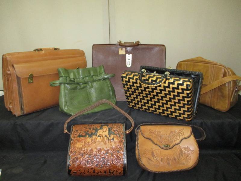 lot 257 image: Various Leather and Nice purses