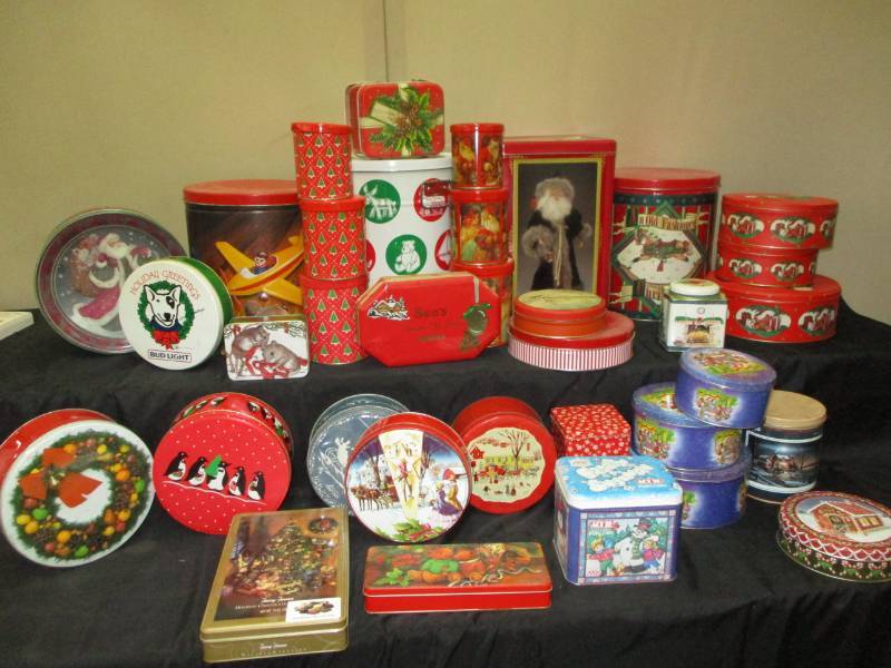 lot 267 image: Christmas Collector Tins