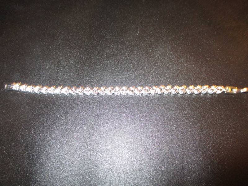 lot 11 image: 3 different Clear Colors stones in a womens Fashion Roman Style Sterling Silver 925 Crystal Bracelet Gifts