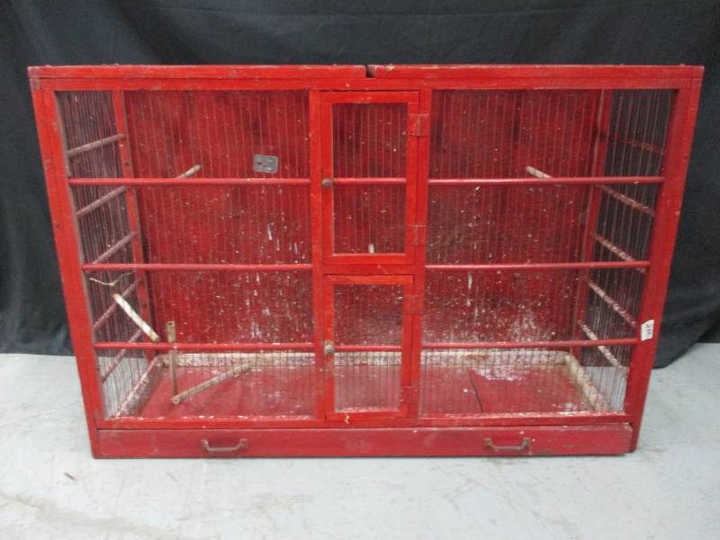 lot 301 image: LARGE Bird Cage 48 x 16 x 32