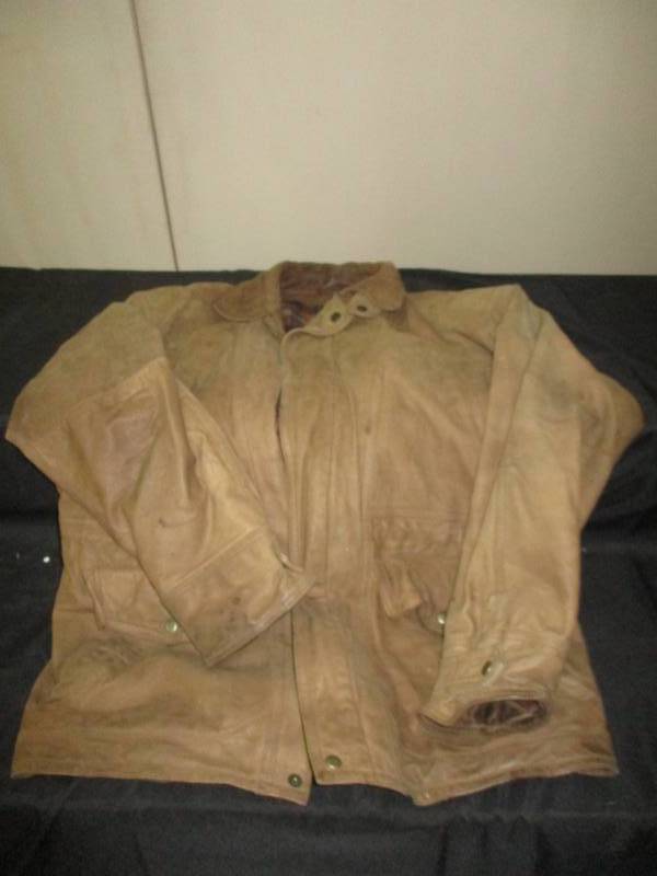lot 329 image: X Large Leather Coat