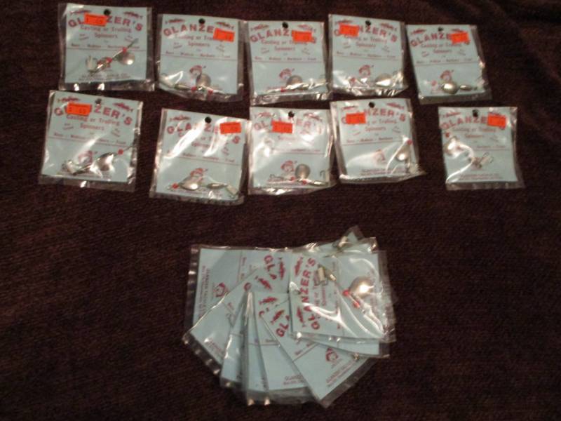 lot 352 image: Various Unopened Tackle 20 spinners