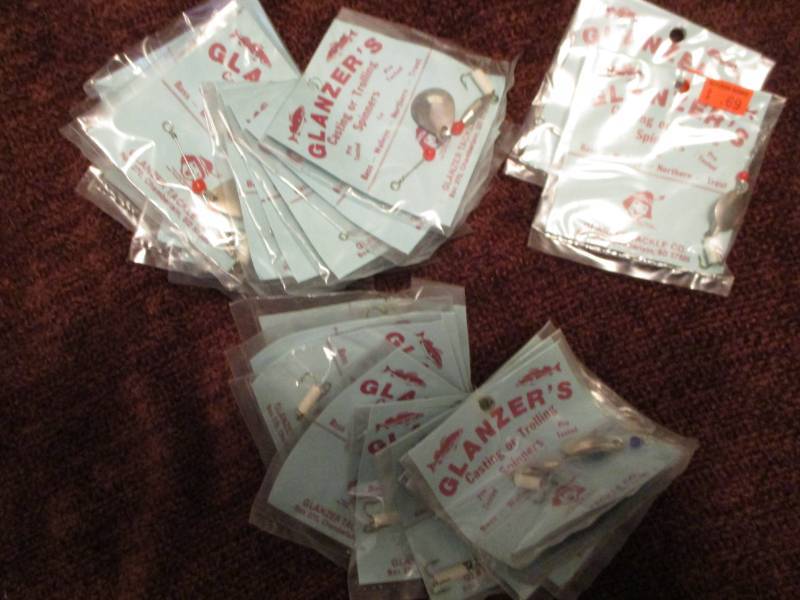 lot 353 image: Various Unopened Tackle 25 Spinners