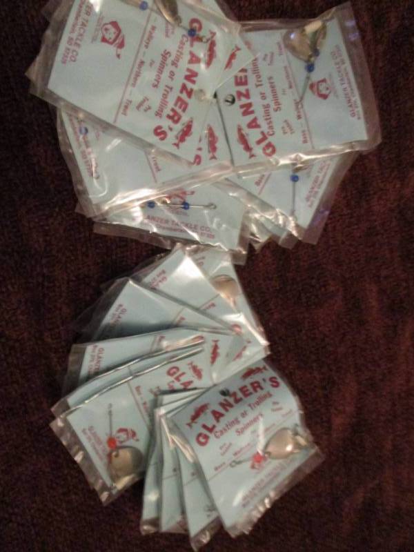 lot 362 image: Various Unopened Tackle