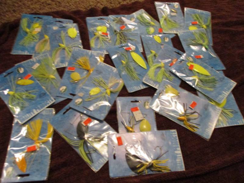 lot 385 image: Various Unopened Tackle