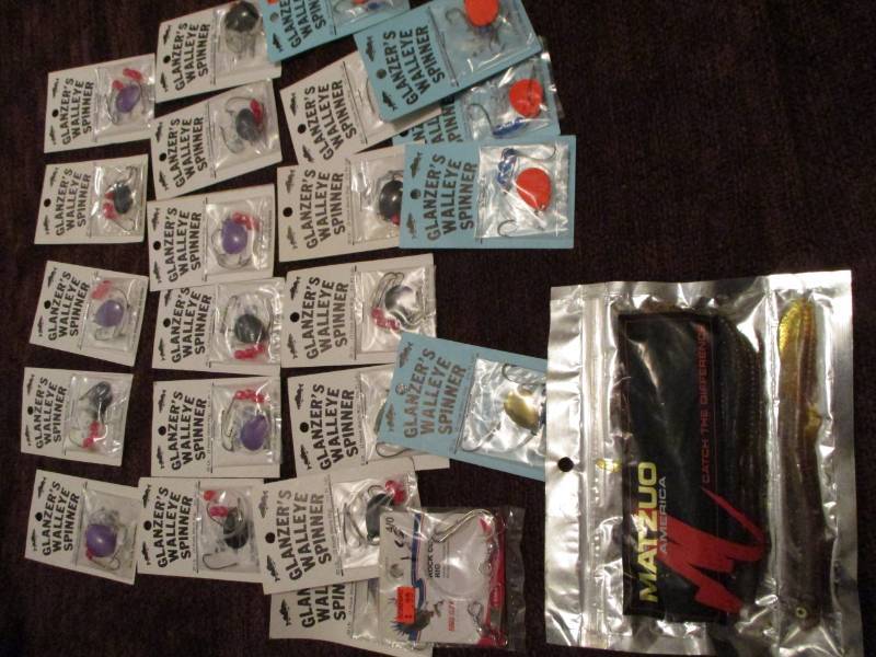 lot 398 image: Various Unopened Tackle