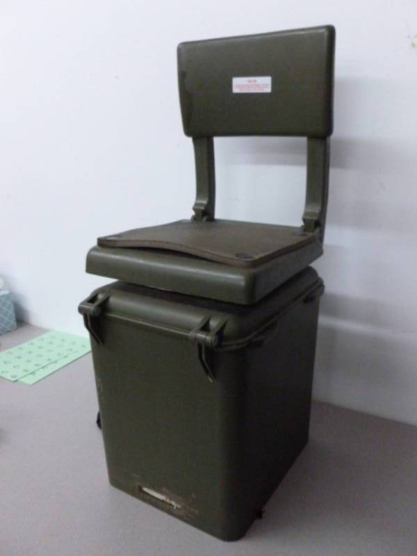 lot 15 image: Sportsman Chair
