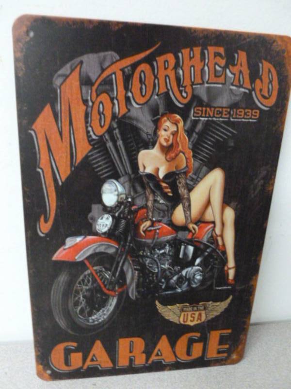 lot 22 image: Sign