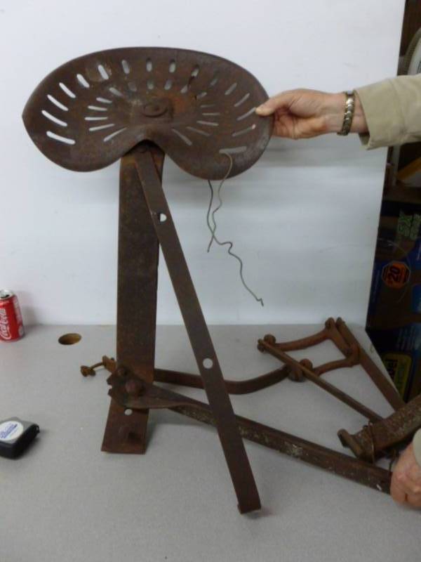 lot 27 image: Vintage Tractor Seat