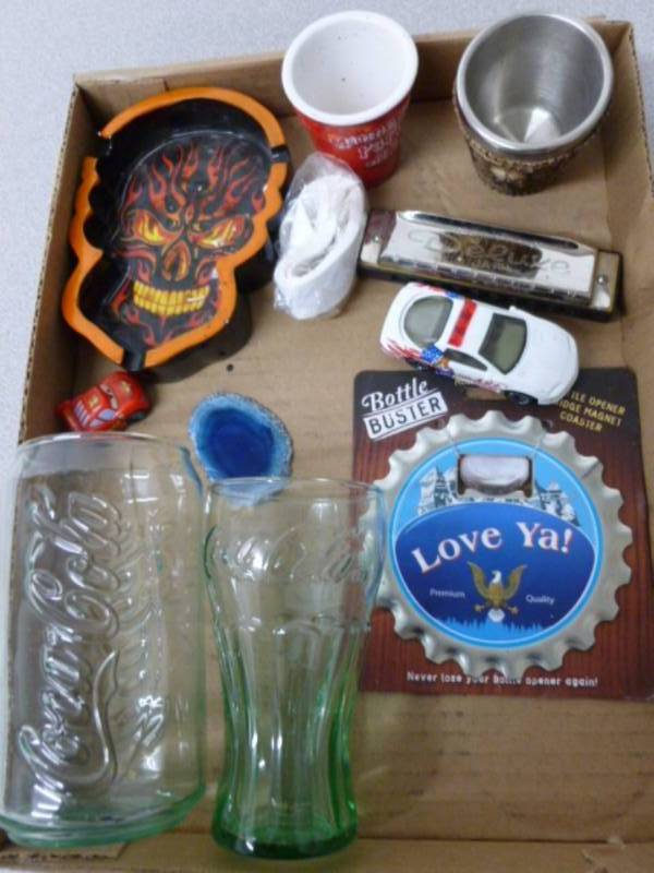 lot 86 image: Collectible Items