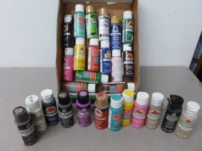 lot 92 image: Acrylic Craft Paint