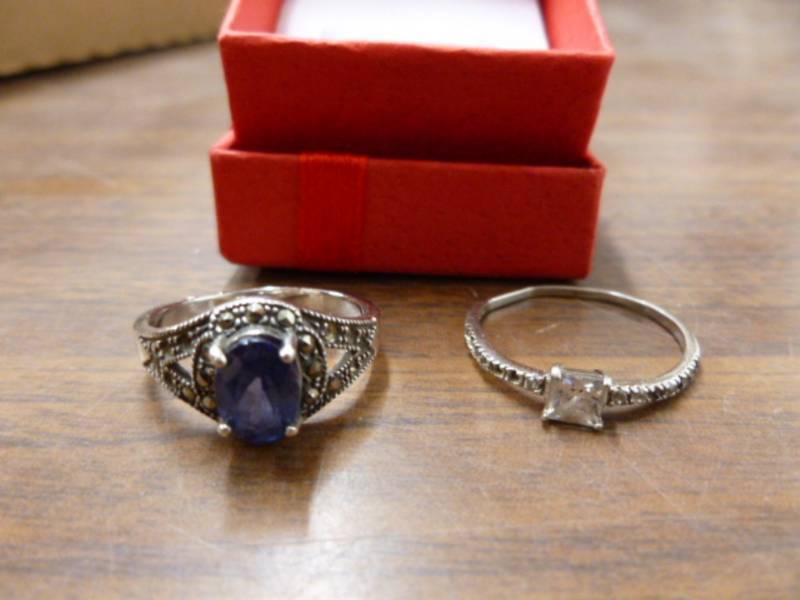 lot 104 image: Sterling Silver Rings