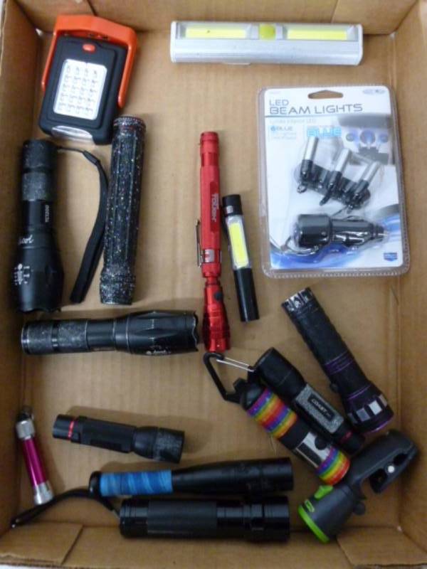 lot 129 image: Flashlights