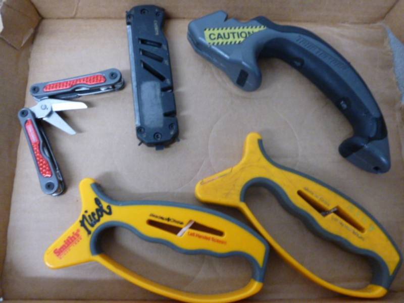 lot 130 image: Knife Sharpeners